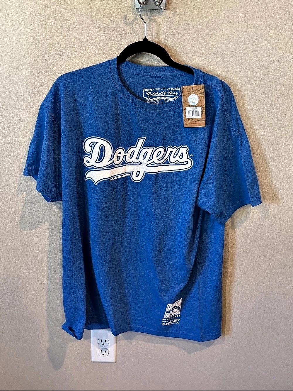 Mitchell & Ness Los Angeles Dodgers Cooperstown Collection T-Shirt Men’s Large
